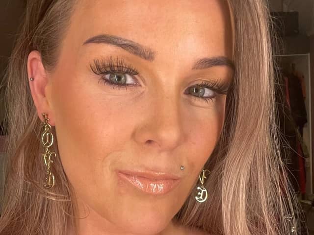 Campaigning hairdresser Kellie Dobson from Burnley has organised a ‘body confidence’ photo shoot to boost the confidence of women and girls and also raise awareness of the impact social media filters can have on their mental health.
