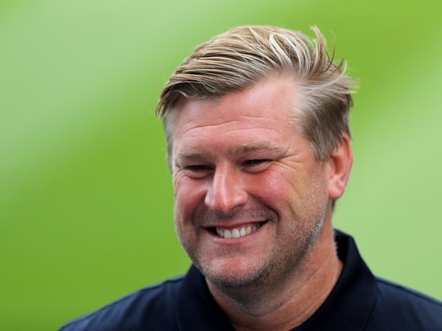 Karl Robinson says Oxford United are closing in on a striker as he signed a new deal of his own. The U’s beat Chelsea Under 21s 2-1 in the first game of their EFL Trophy campaign on the day the head coach put pen to paper on a four-year contract. (Witney Gazette)