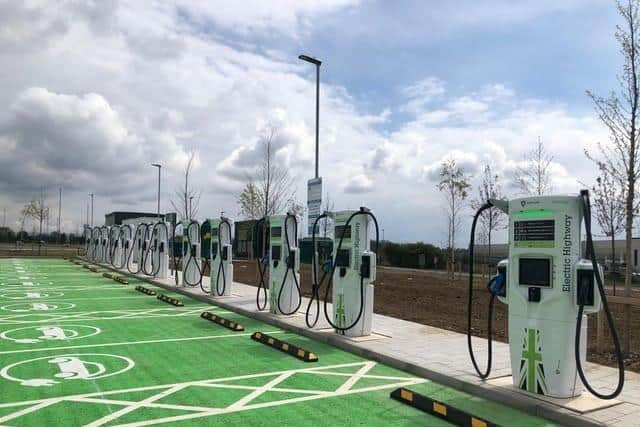 Ultra-rapid chargers can operate at between 100kW and 350kW