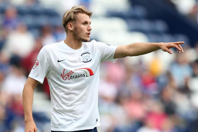 Nick Anderton playing for PNE in 2015