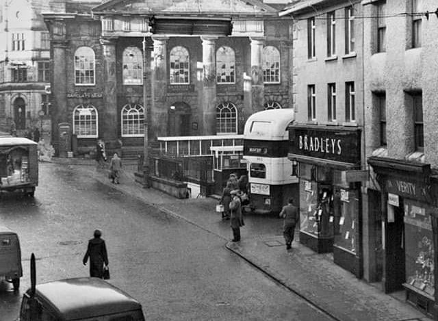 Market Street and Square, 20 years before pedestrianisation.