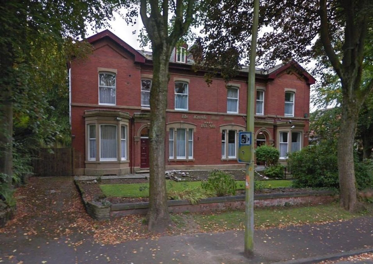 Ashton carehome downgraded to "requires improvement" as concerns over fall monitoring and cleanliness are raised