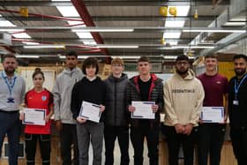 Left to right: Zac Wilkinson, Assistant Head of Construction; Raphaela Antcliffe; Adyan Hussain; Zach
Trenchard; Logan Clitheroe; Oliver Fullard; Aasam Ehsan; Harry Collison; and Ali Ahmed, Team Leader/Tutor:
Professional Construction.