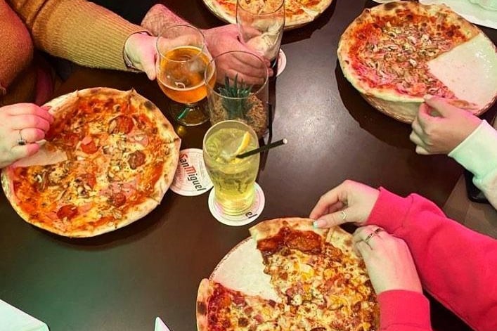 The Italian pizzeria has teamed up with the Aviary on Tuesday and Wednesday evenings to launch a pizza and a pint deal for £10. Volare, located at 458 Blackpool Road, Ashton-on-Ribble, Preston PR2 1HX, was rated 4.7 stars out of 208 Google reviews