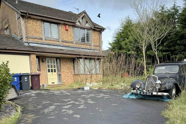 A councillor is calling for a detached home in Burnley, that has been empty for several years, to be brought back into use.