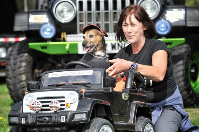 Jeep fans Sarah Adkinson and Mutley