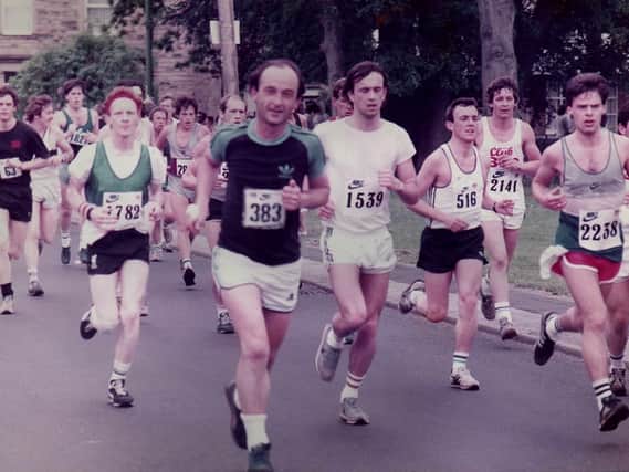 Runners make their way through Grimsargh in 1984