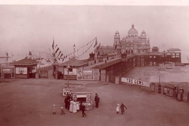 Morecambe Pier pictured in 1914