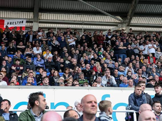 More than 1,800 Preston supporters made the trip to the Madejski Stadium