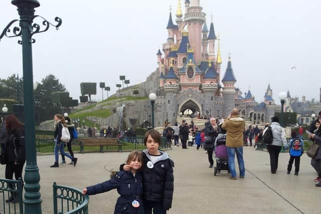 Saffie with her brother Xander at Disneyland Paris