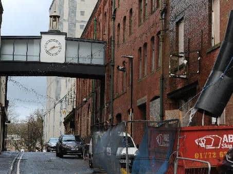 A restaurant, shops and 30 bedroom apartments are likely to move into a former warehouse in Preston.
