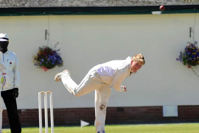 Tom Howarth took 4-9 as Longridge stayed on course for the Palace Shield title