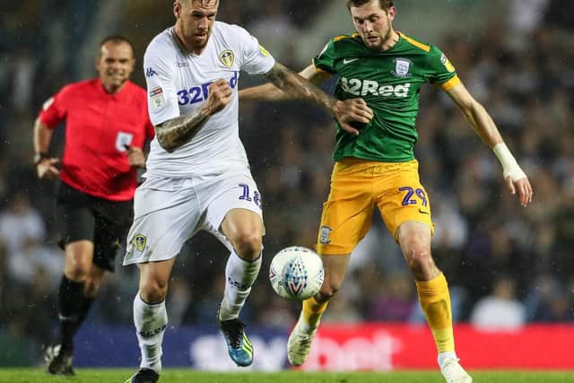 Tom Barkhuizen tussles with Pontus Jansson