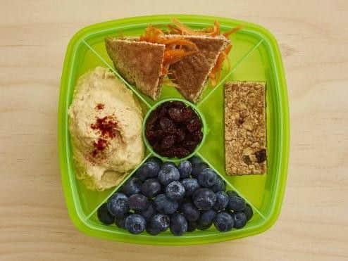 Carrot Pitta with Houmous Dip Lunchbox