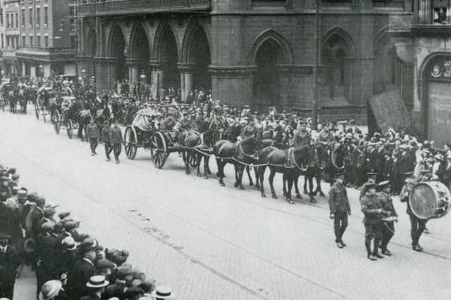 Funeral procession of Pte William Young VC passes Preston Town Hall