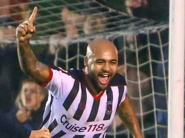 Louis Almond tells Courtney Meppen-Walter he got the last touch to level