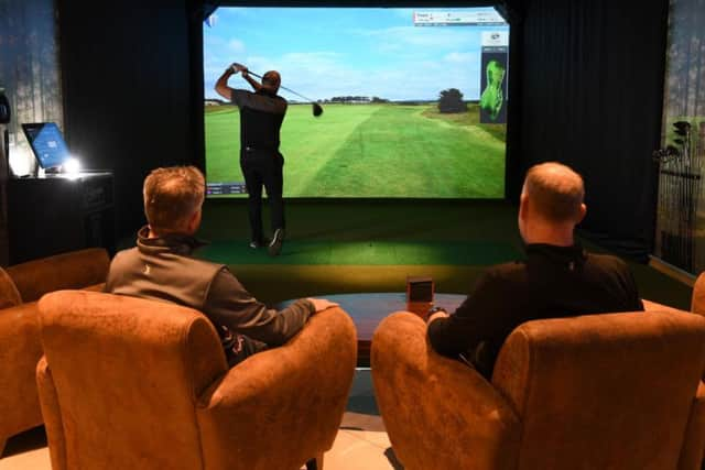 Golf simulator