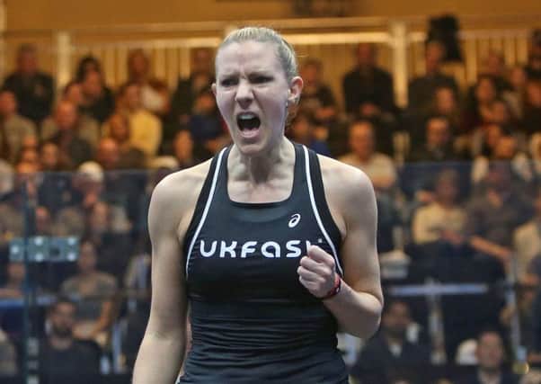 Laura Massaro in action at the Grand Central Terminal in NYC (photo: PS