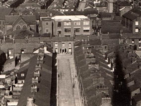 Bentinck Street led off Maudland Bank