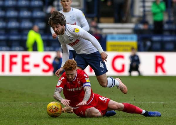 Nottingham Forest's Jack Colback is fouled by Preston North End's Ben Pearson