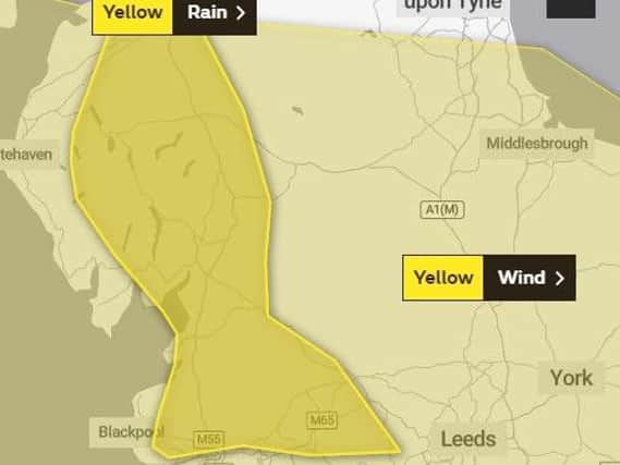 Met Office issues yellow weather warning forheavy rain in Lancashire
