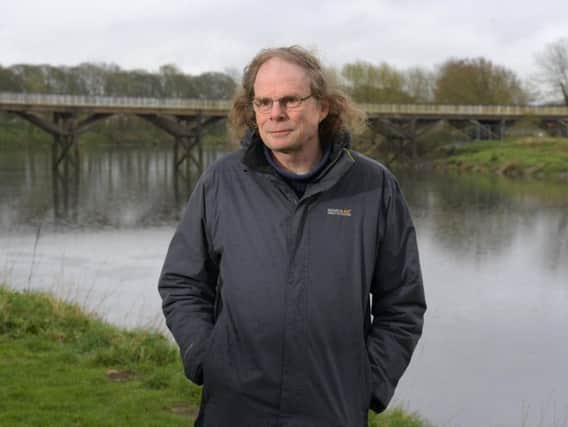 Campaigners are keeping up the pressure to reopen a key bridge in a Preston park.
