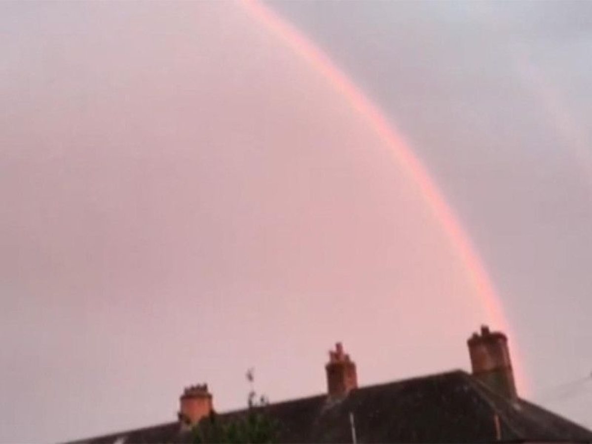 What is a 'pink rainbow', and why does it happen?