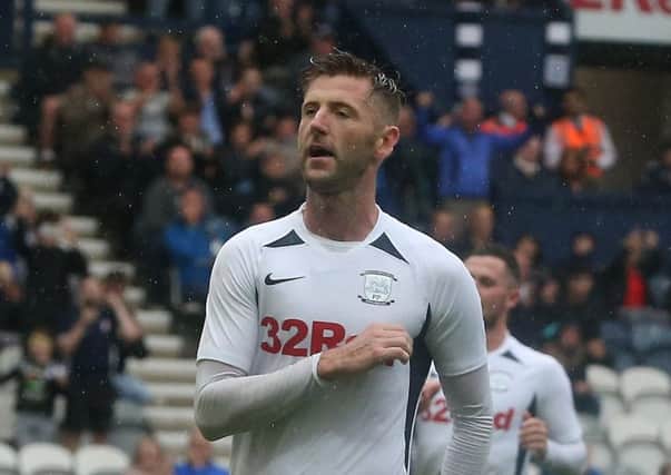 Set-piece specialist Paul Gallagher is 12/1 to score first at The Den