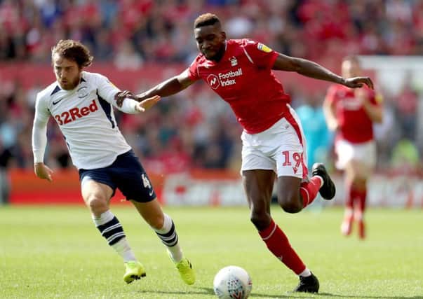 Nottingham Forest's Sammy Ameobi (right) and North End's Ben Pearson