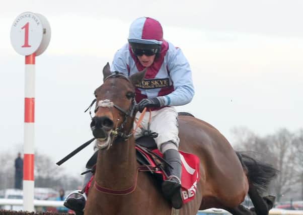 Lie Forrit (left)on the way to winning last year's race