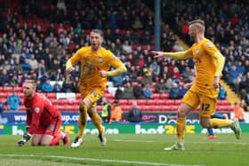 Joe Garner does the 'chicken dance'