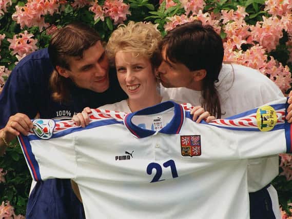 Louise Ayres, interior design consultant for Jean Allen Soft Furnishings, Fulwood, Preston, with Czech Republic players Pavel Novotny, right, and Martin Kotulek