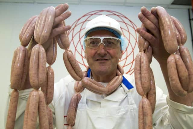 Devro, the Glasgow based world leading manufacturer of collagen casings "linked" up with first class butcher Tim Brown of the Lancashire Haggis Company to set a new Guinness World Record for the number of sausages made in 60 seconds