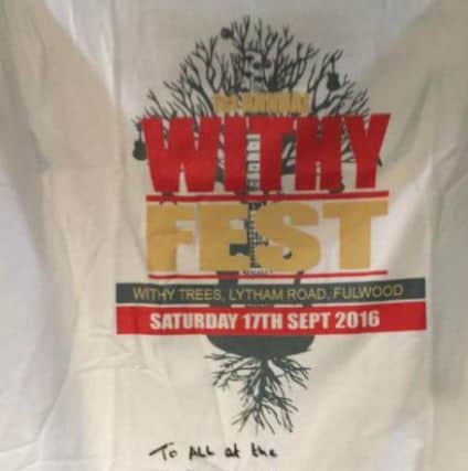 Tyson Fury signed a Withy Tree Festival t-shirt