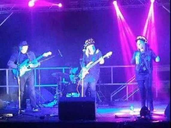 The Hats live at Leigh's lights switch on