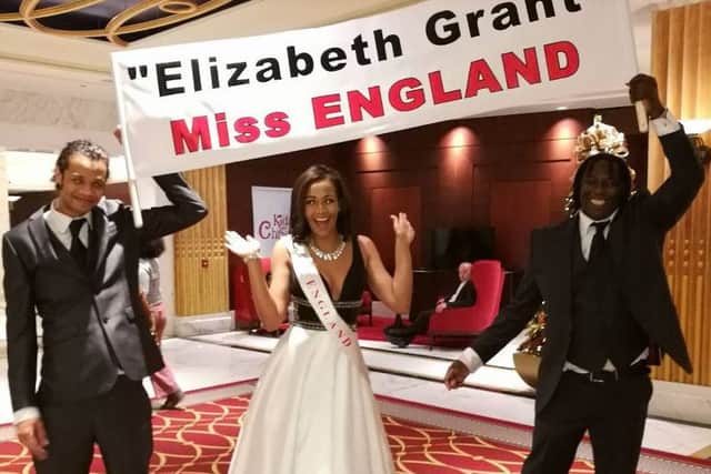 Elizabeth Grant wiith brother Chris and Dad Des at the Miss World competition