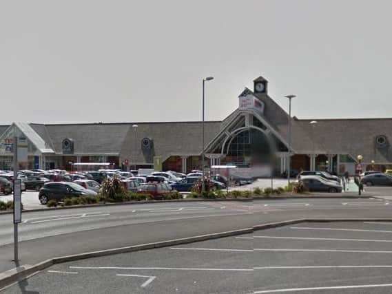A dramatic search was launched by armed officers yesterday evening after a disagreement at a Tesco Extra store.