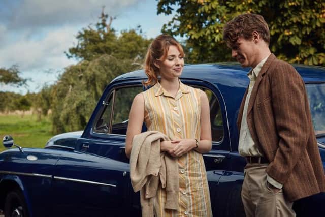 Freya Mavor as Young Veronica Ford and Billy Howle as Young Tony Webster