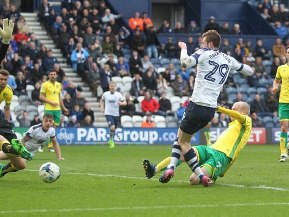 Tom Barkhuizen goes close for PNE