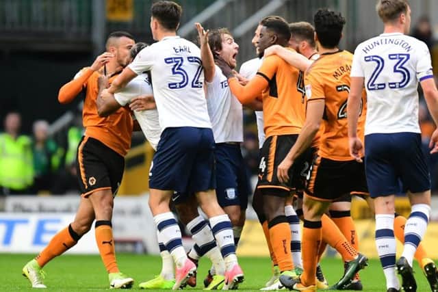 Wolves sub Alfred N'Diaye has Ben Pearson by the throat