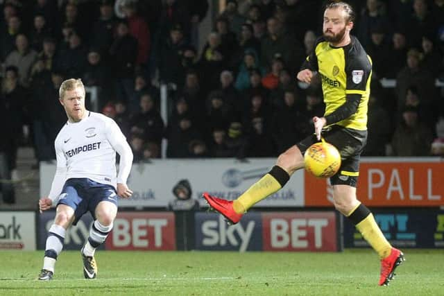 Daryl Horgan scores the second goal