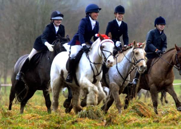 LEP   26-12-17
Action from the annual Boxing Day Hunt at Rivington Hall Barn, Horwich.
