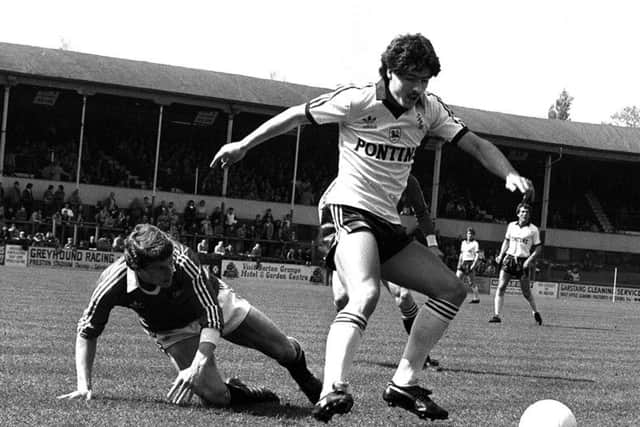 Willie Naughton in action in the Pontins kit against Chesterfield in 1982