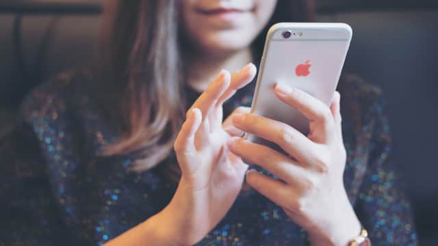 App developers will need to ask for permission to share user’s data to third parties (Photo: Shutterstock)