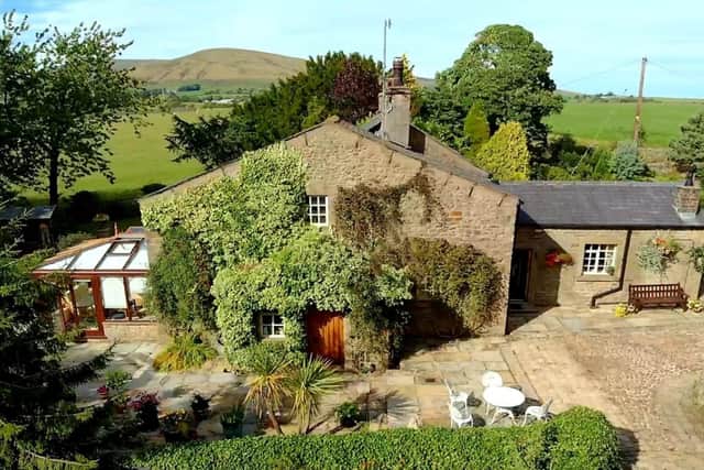 Located on Blacksticks Lane, Preston PR3, this traditional farmhouse is full of character and unique charm. With a 5 acre countryside plot, this property offers beautiful views from all aspects. Property agent: Purplebricks